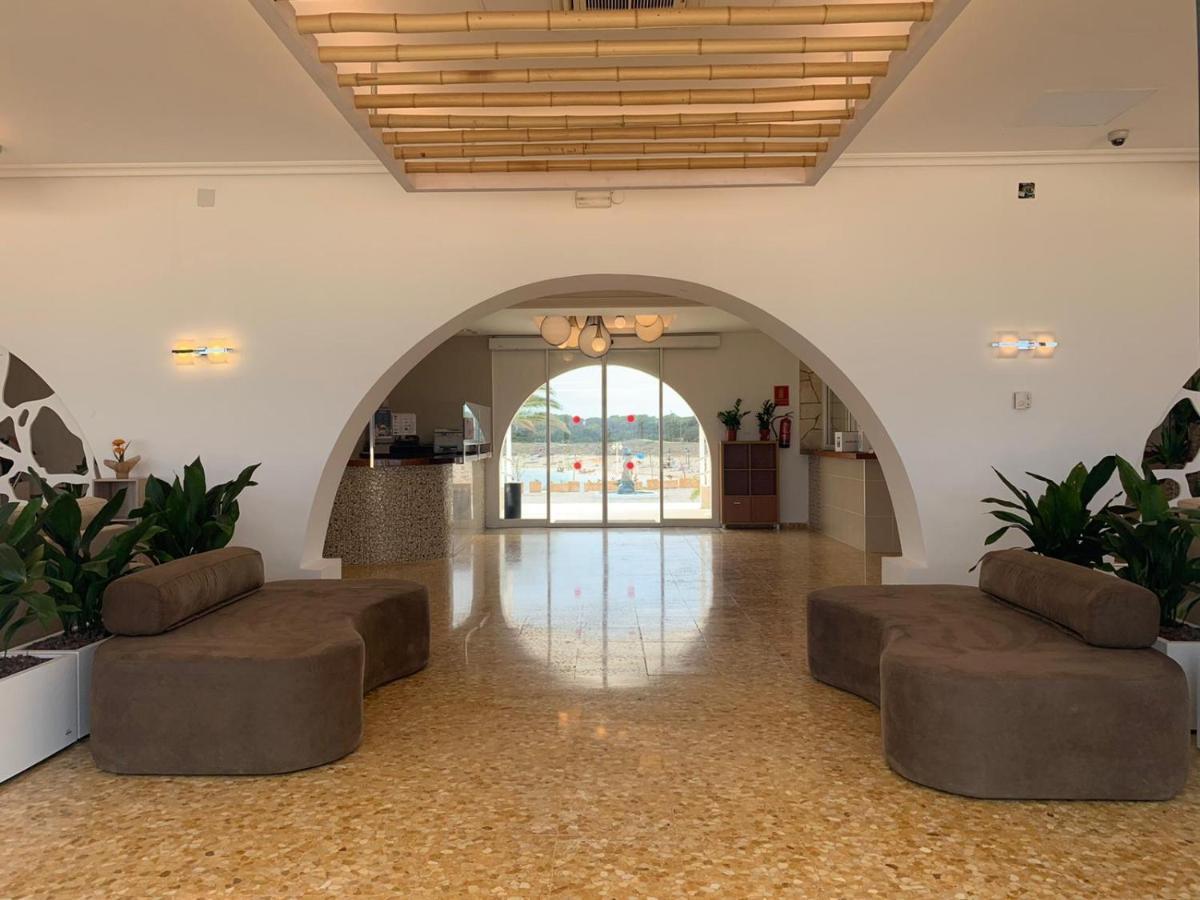 Hotel Roca Bella Es Pujols Kültér fotó